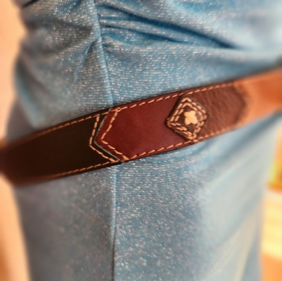Rolfs Brown Leather Belt with Gold Buckle - Picture 5 of 11
